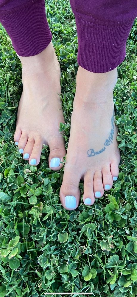 Foto nua vazada do OnlyFans de Lou
