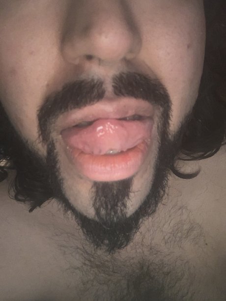 Naken läckt OnlyFans-bild av Callmepapi1995