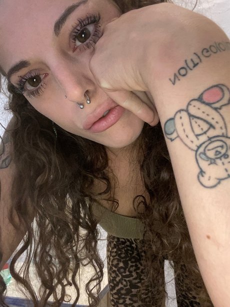 Nacktes geleaktes OnlyFans-Foto von Martina Dmned