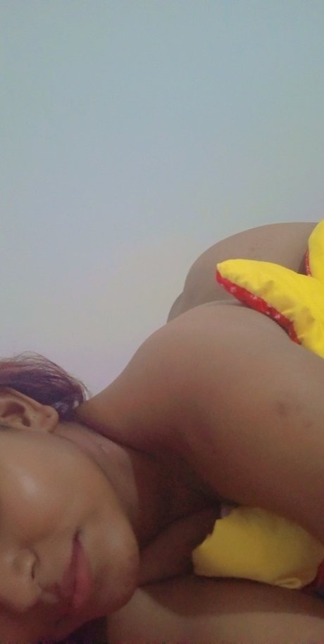 Alasti lekkinud OnlyFans-i pilt Lorena