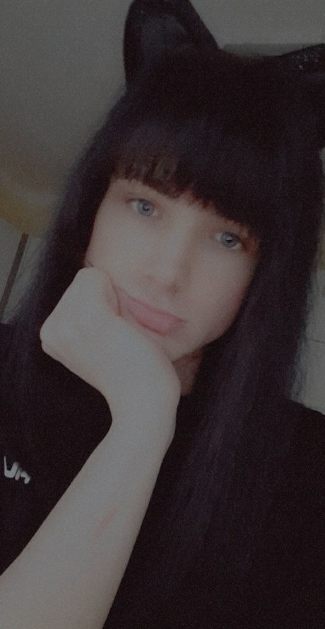 Nahá fotka uniklých OnlyFans od Leonie