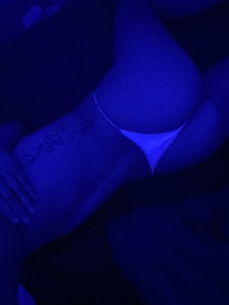 Обнаженная фотография утечки OnlyFans от Honey