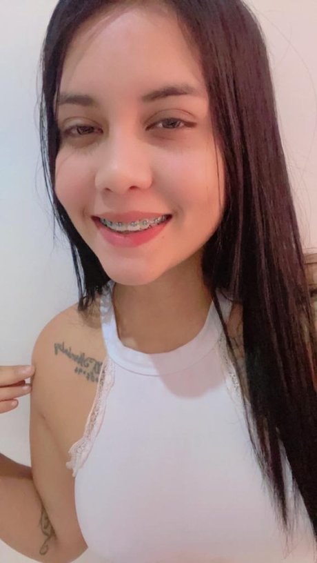 Naken läckt OnlyFans-bild av Lizziejeanies