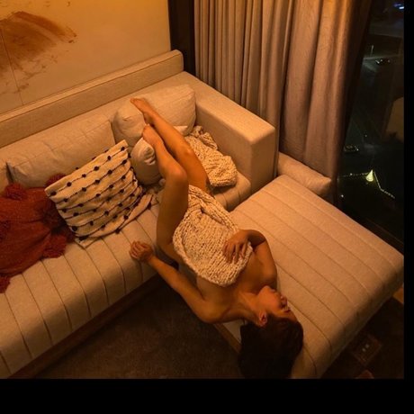 Alaston vuotanut OnlyFans-kuva Liz Voyce