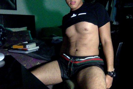 Naakte gelekte OnlyFans-foto van Jay