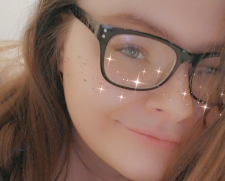 Naken läckt OnlyFans-bild av Lustylace