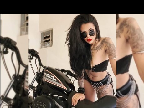 Foto desnuda filtrada de OnlyFans de Lu Oliveira 