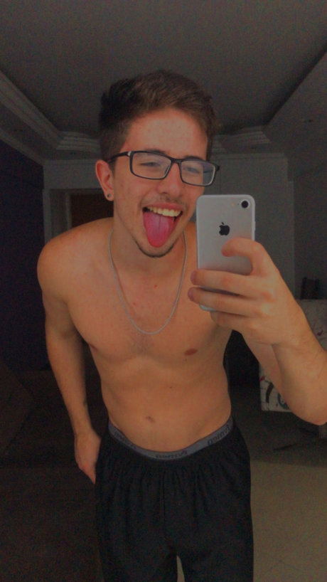 Nahá fotka uniklých OnlyFans od Lucas Luigi