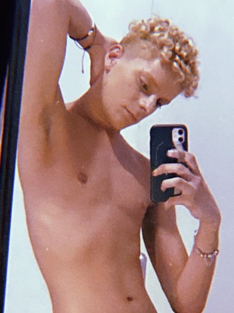 Foto di nudo di fuga di OnlyFans di Lucas Silva