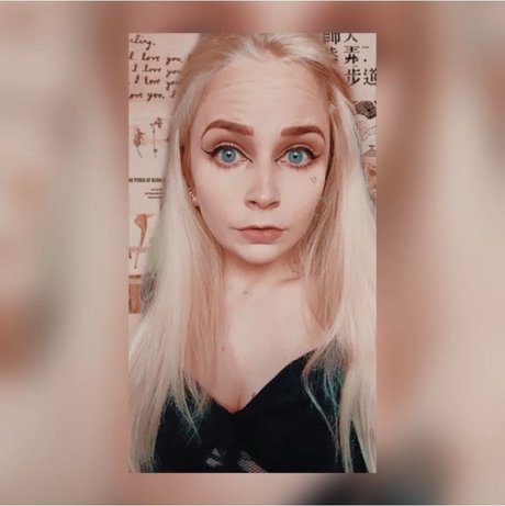 Naken lekkede OnlyFans-bilde av Luana