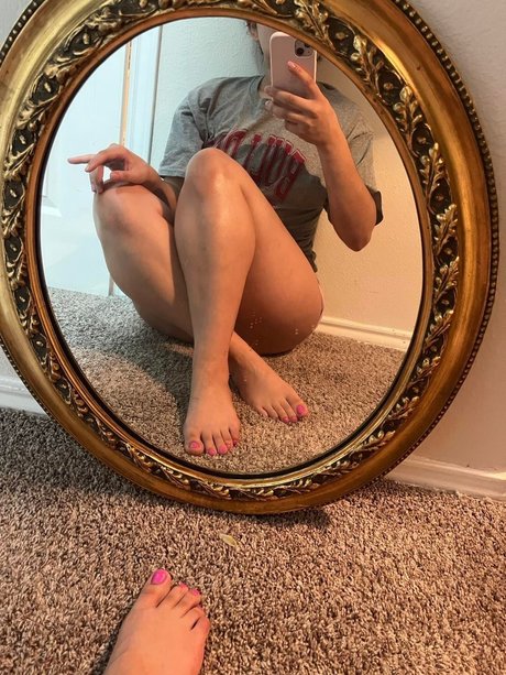 Обнаженная фотография утечки OnlyFans от Marcie