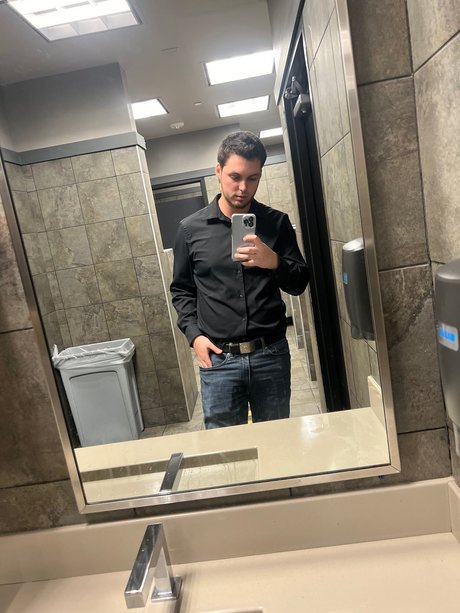 Nahá fotka uniklých OnlyFans od Manz