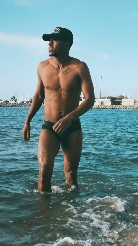 Nøgent lækket OnlyFans-billede af Stiven Jorge