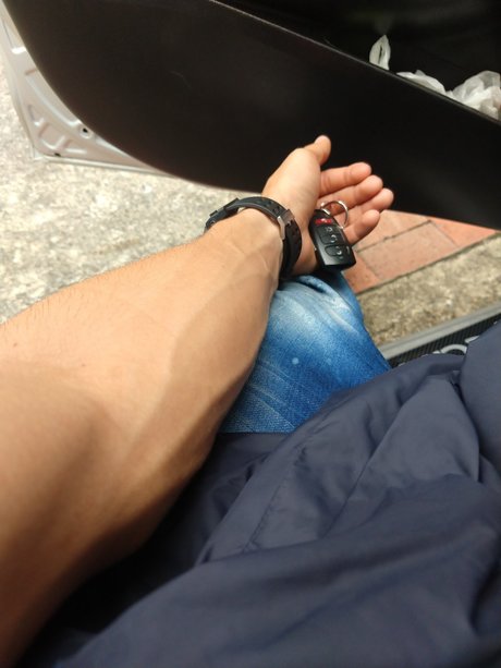 Naken läckt OnlyFans-bild av Maiky V