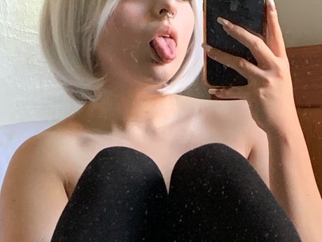 Naken läckt OnlyFans-bild av Maid