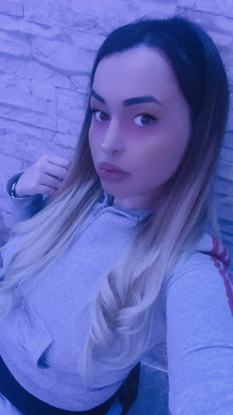 Nahá fotka uniklých OnlyFans od Magic