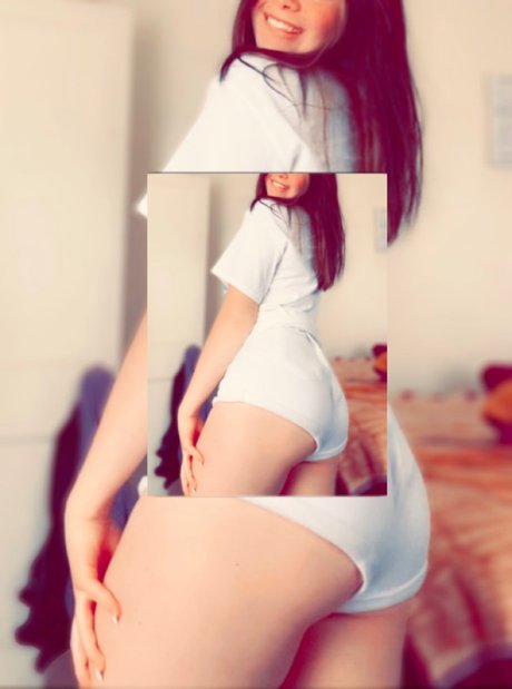 Naken läckt OnlyFans-bild av Maddss