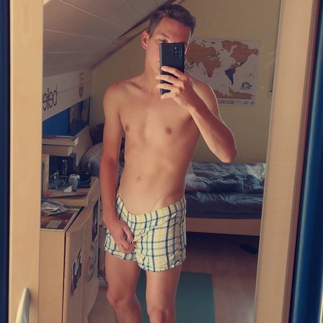 Nahá fotka uniklých OnlyFans od Mads