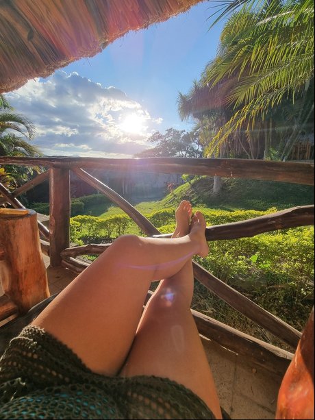 Nacktes geleaktes OnlyFans-Foto von Madian Recinos