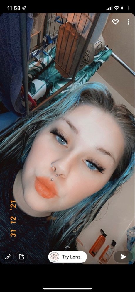 Naakte gelekte OnlyFans-foto van Megan Reems