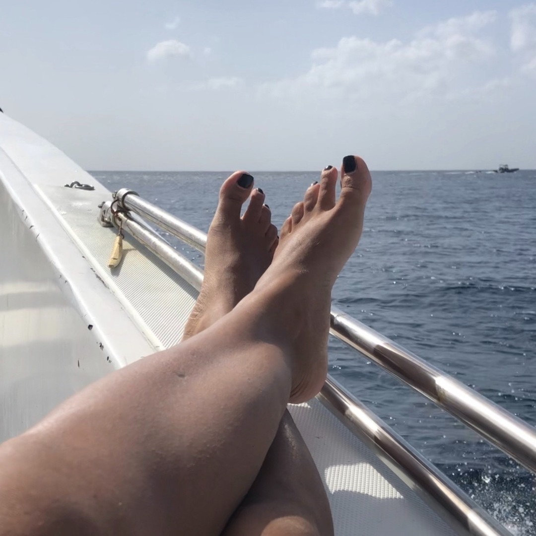 Naken läckt OnlyFans-bild av Have You Met My Feet Yet #1