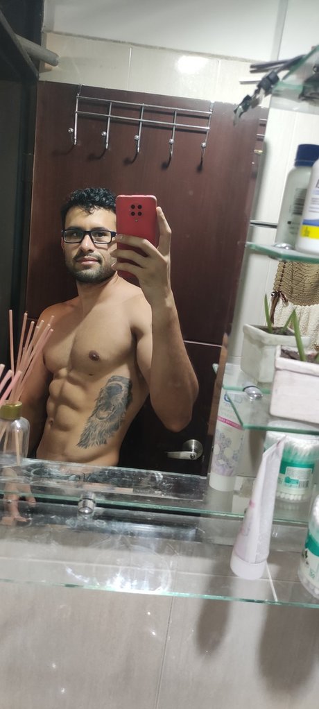 Photo nue de fuite OnlyFans de Andrs Mendoza
