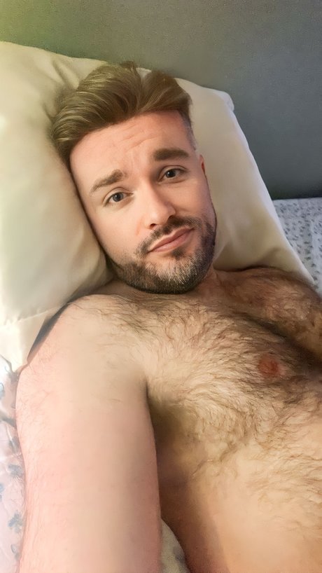 Nahá fotka uniklých OnlyFans od Jj