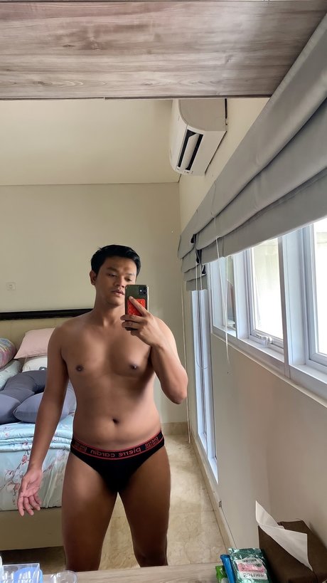 Nagie wyciekłe zdjęcie OnlyFans od Maxi Black Ass Free 
