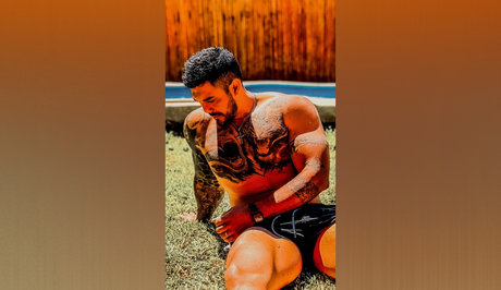 Naken lekkede OnlyFans-bilde av Max