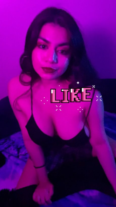 Nahá fotka uniklých OnlyFans od Maudlin