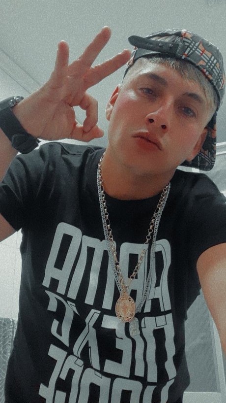 Alasti lekkinud OnlyFans-i pilt  Chris Mau 