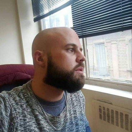Naken läckt OnlyFans-bild av Matas Rascon