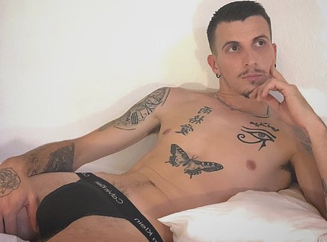 Nagie wyciekłe zdjęcie OnlyFans od Mathieu