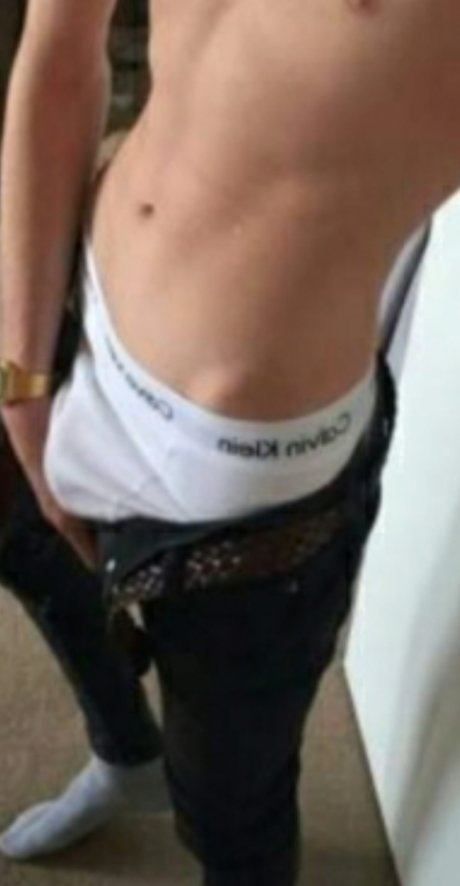 Naken lekkede OnlyFans-bilde av The Masked Sagger