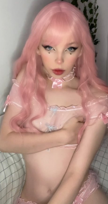 Naken läckt OnlyFans-bild av Mintii 