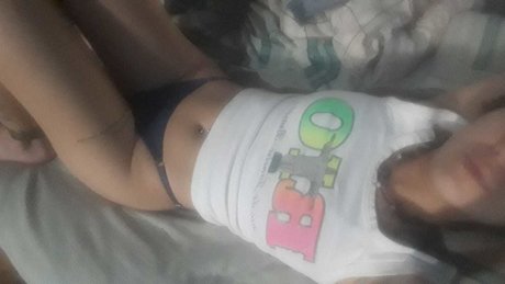 Naken läckt OnlyFans-bild av Minerva