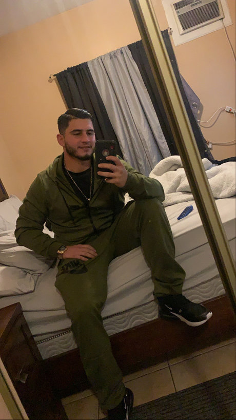 Michael Solis  nude leaked OnlyFans photo