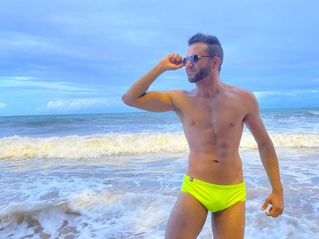 Naken läckt OnlyFans-bild av Mike Rod