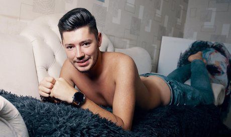 Nøgent lækket OnlyFans-billede af Mike Steel Free