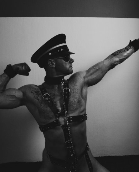 Foto nua vazada do OnlyFans de  M I K E 