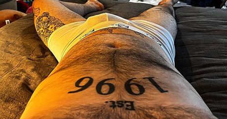 Обнаженная фотография утечки OnlyFans от Midwesternbear