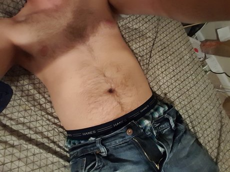 Naken läckt OnlyFans-bild av Kp