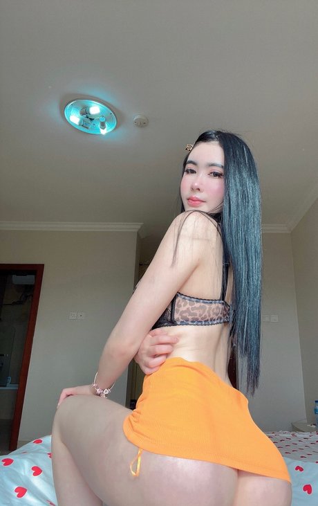 Naken lekkede OnlyFans-bilde av Michel