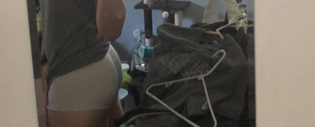 Photo nue de fuite OnlyFans de Michael Austin