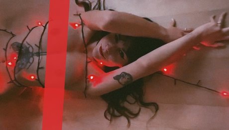 Naken läckt OnlyFans-bild av Mia Von Fox