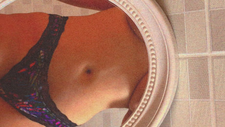 Naken läckt OnlyFans-bild av Jo