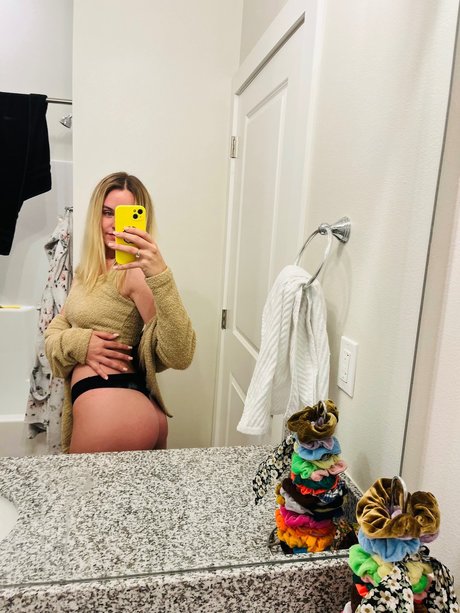 Rollinwithmia