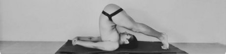 Foto nua vazada do OnlyFans de Yoga Dude