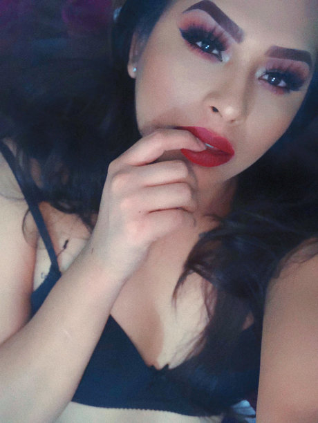 Naken läckt OnlyFans-bild av Monsecita