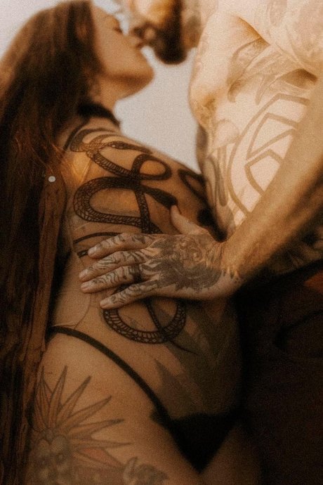 Naken läckt OnlyFans-bild av Mistressgoatzone